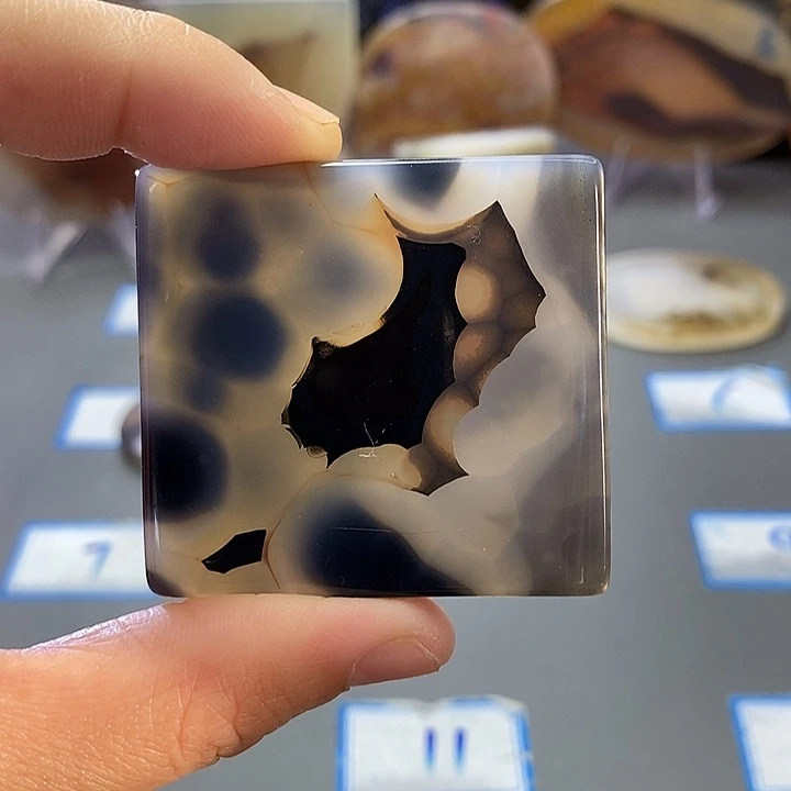 玛瑙/玉髓未镶嵌珠宝半成品5