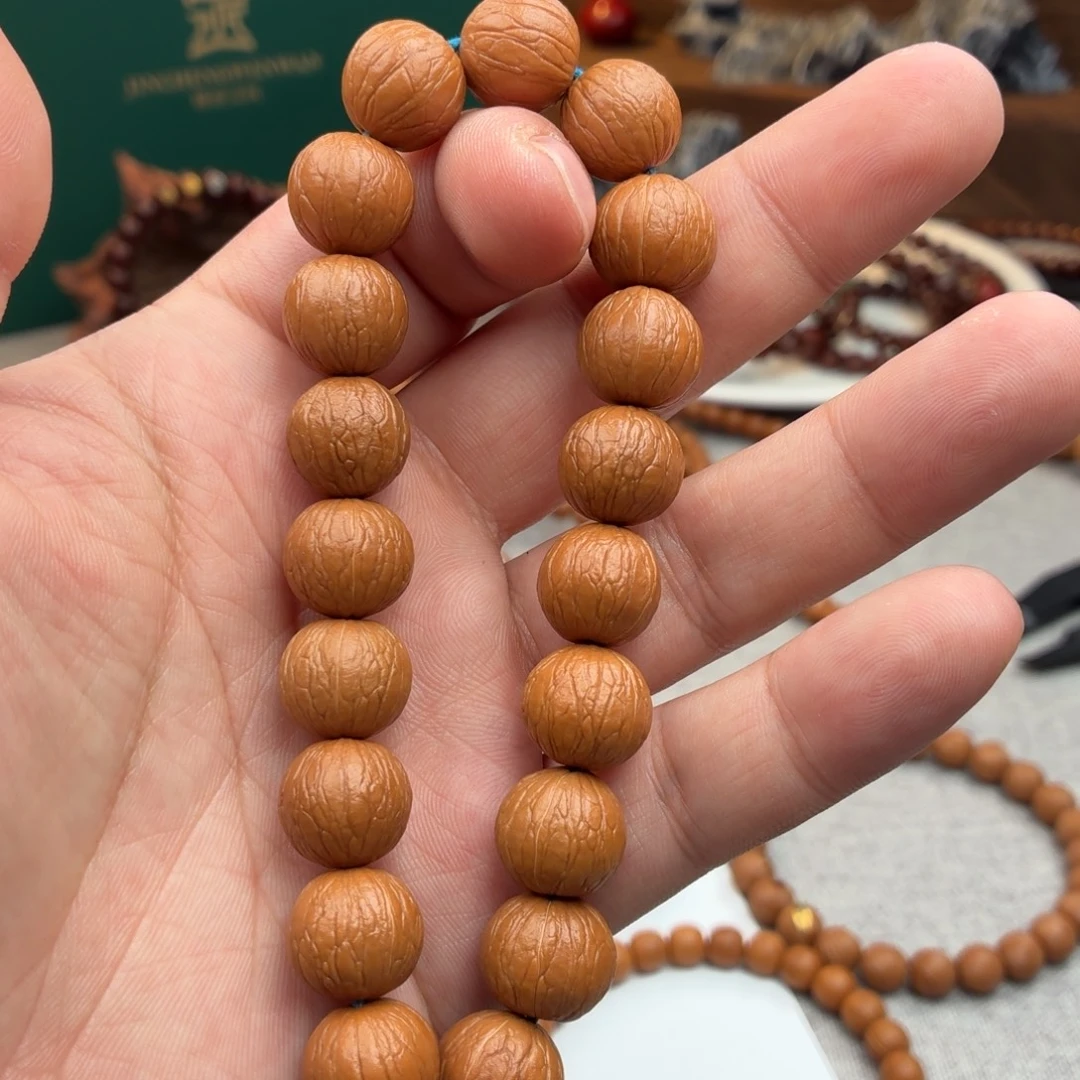 猴头核桃吊坠13聚宝盆