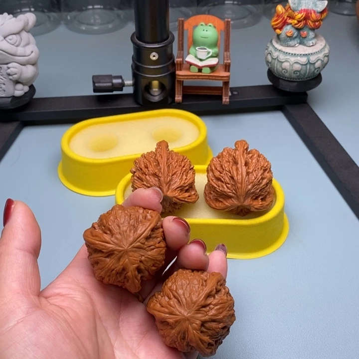 金***顺吊坠文玩核桃40尺寸铁锤妹妹