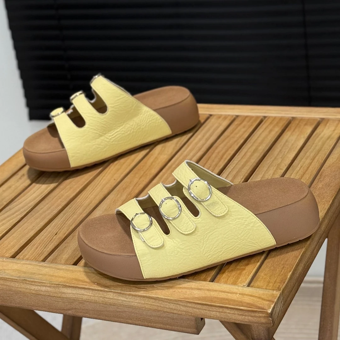 踩屎感勃肯拖鞋女夏外穿2025新款百搭配裙子时尚一字拖沙滩女凉拖
