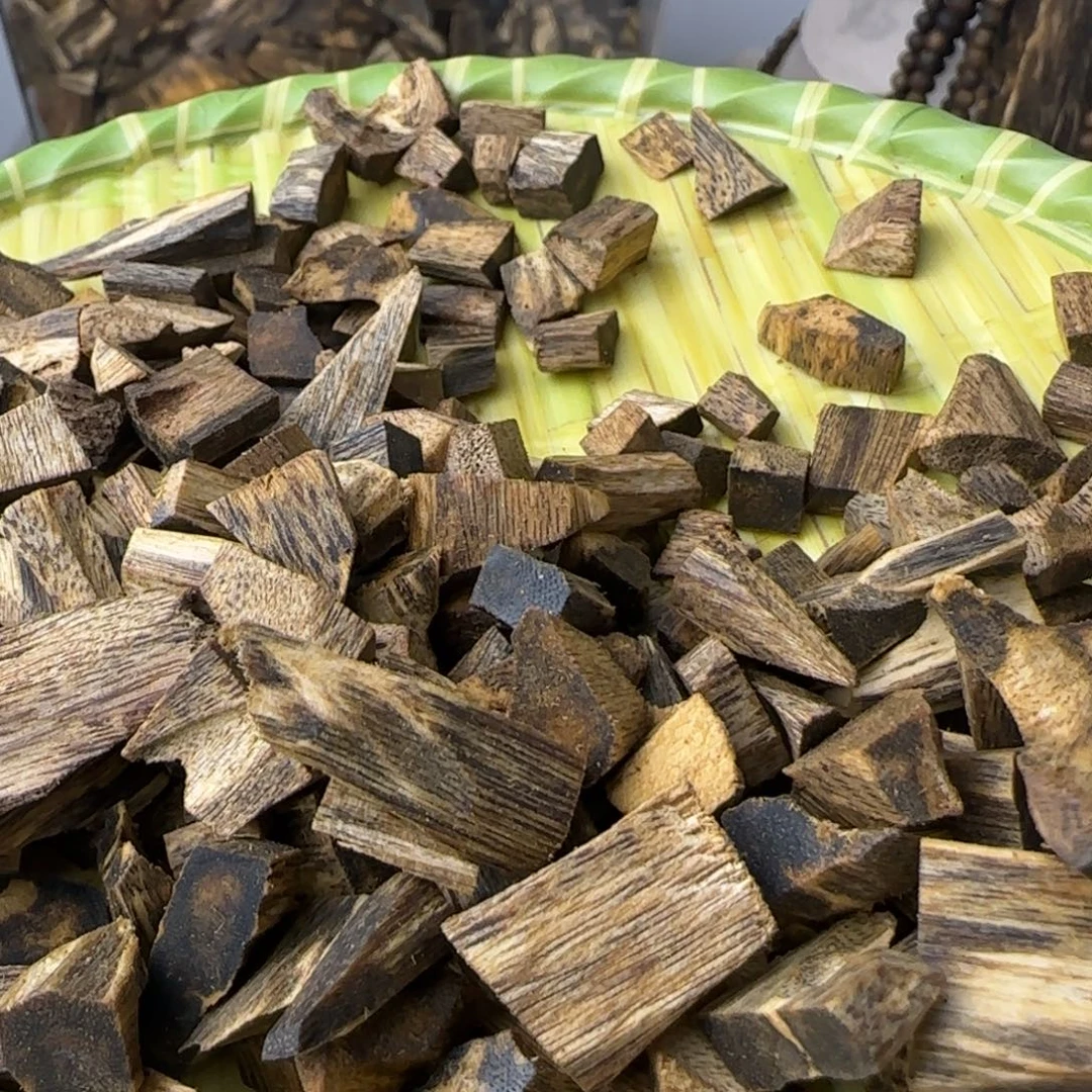 沉香沉香碎屑高油脂花香甜凉原材料100克