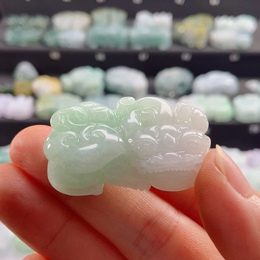 颈饰未镶嵌翡翠明*翡翠貔貅