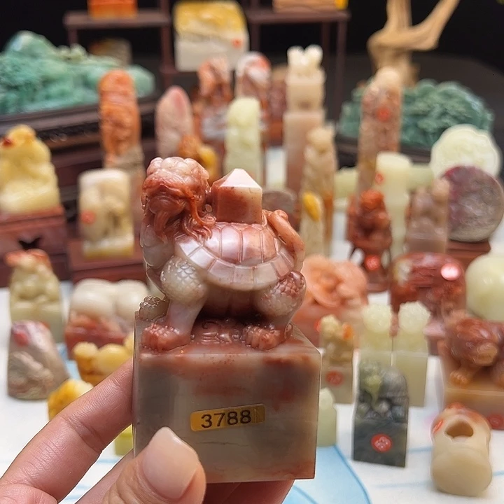 寿山石印石木**?手工制作