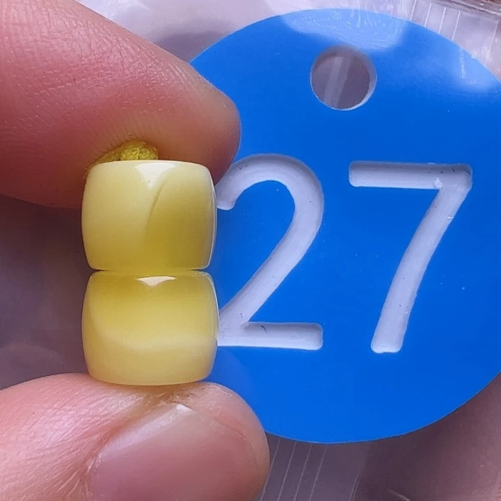 未镶嵌蜜蜡裸石9m m