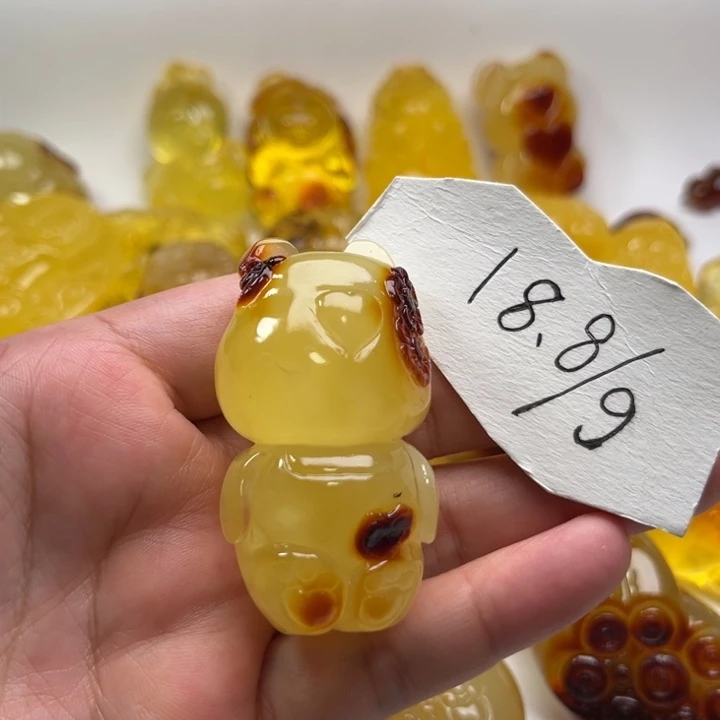 琥珀颈饰未镶嵌琥珀蜜蜡