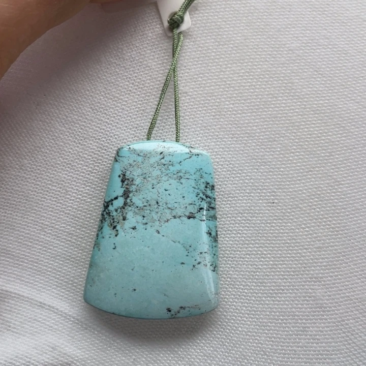 绿松石未镶嵌珠宝