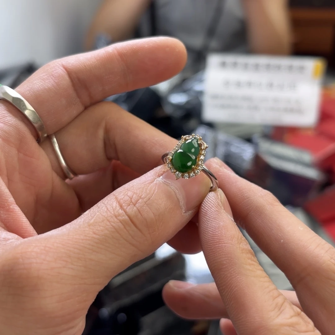 翡翠银S925镀金镶嵌颈饰