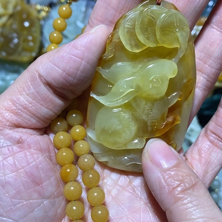 岫玉岫玉吊坠未镶嵌