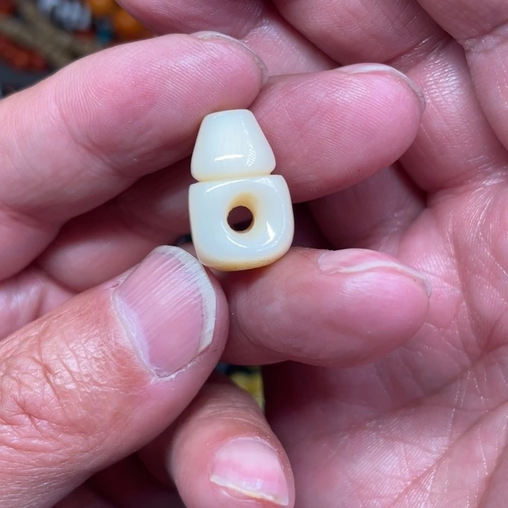 树脂制品夏*月藏传藏传藏传藏语是
