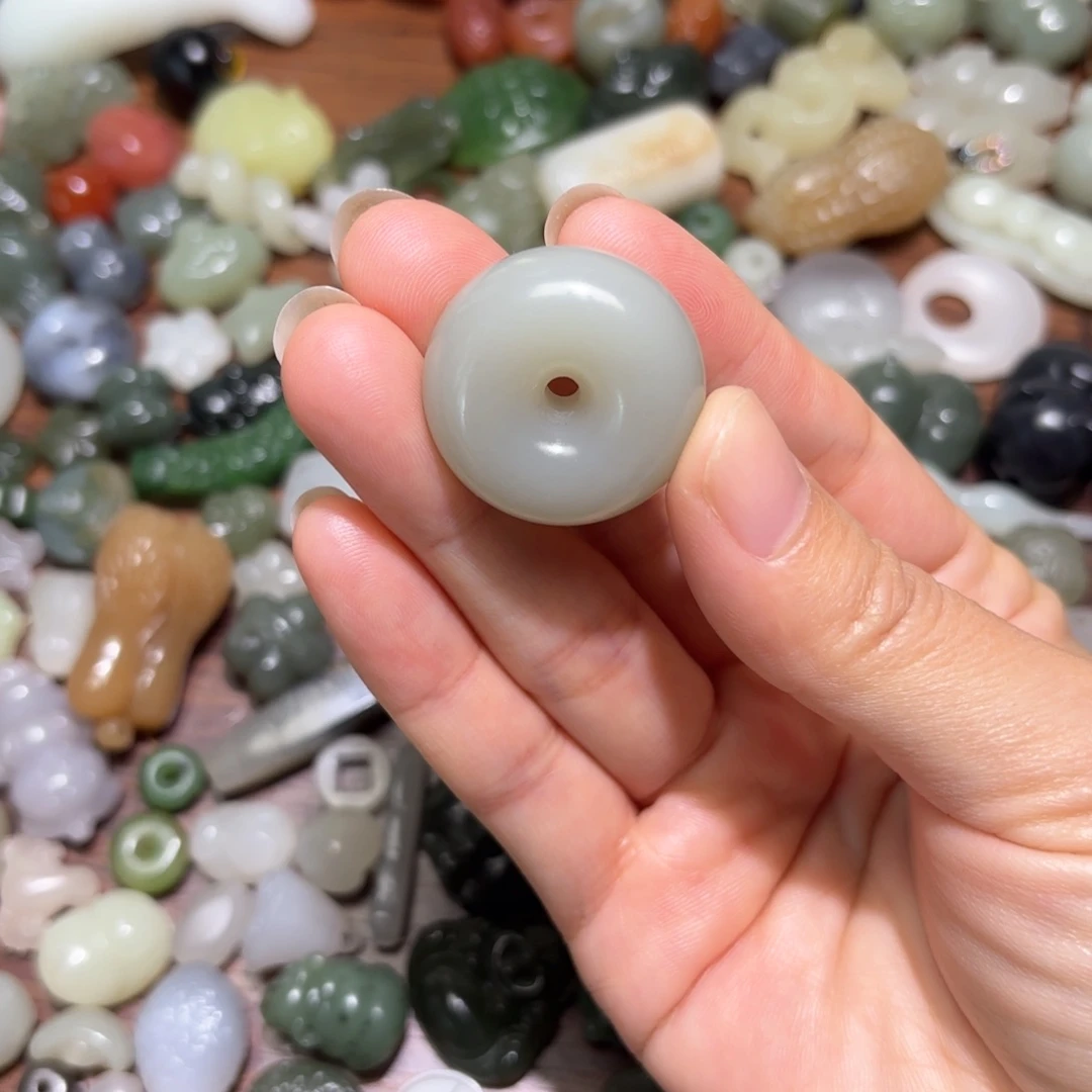 和田玉珠宝半成品未镶嵌