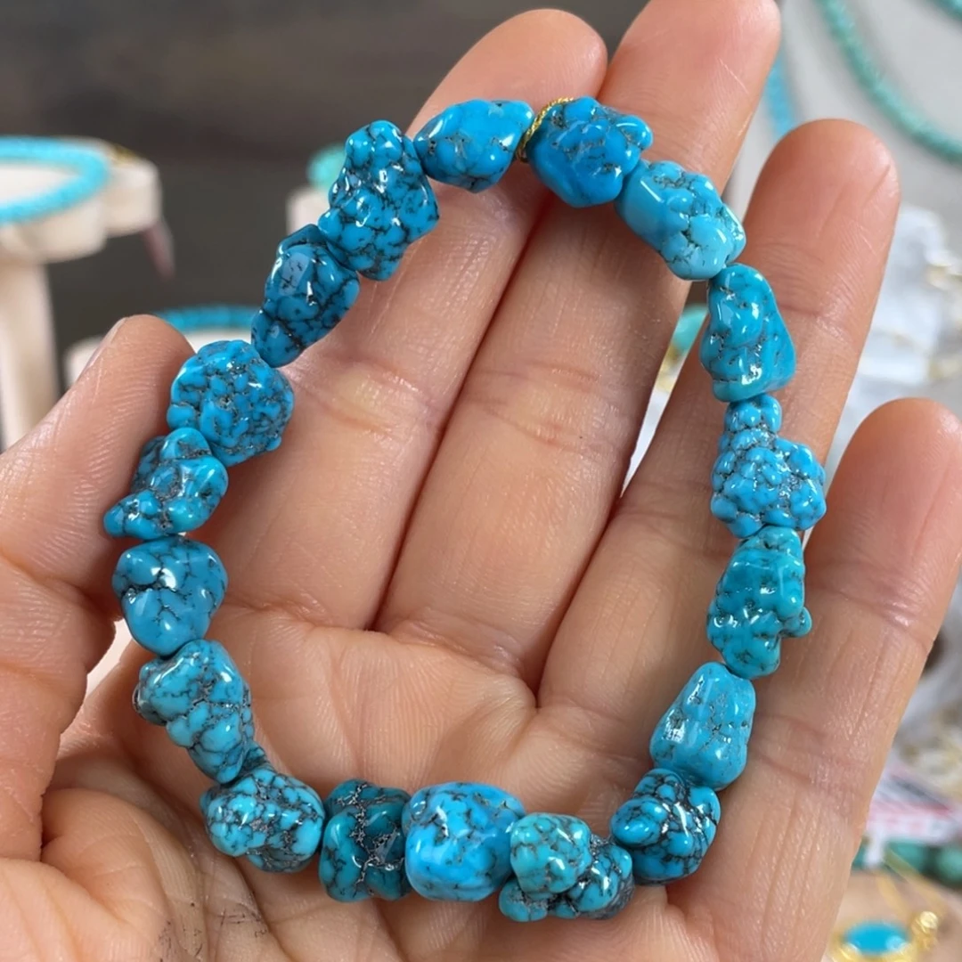 绿松石未镶嵌套链玉化蓝随型