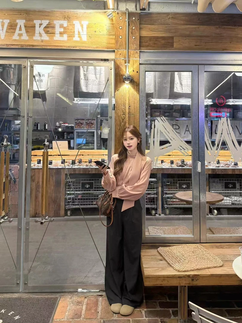 2025韩系气质秋季新款气质长袖衬衫女飘带领显瘦上衣百搭休闲裤