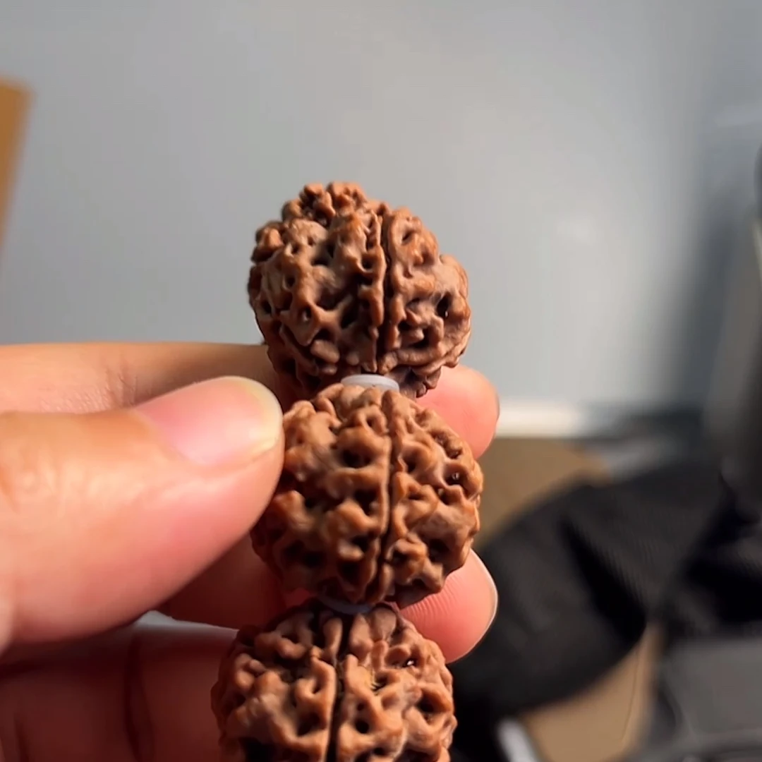 ജ****吊坠金刚菩提原生态24尺寸