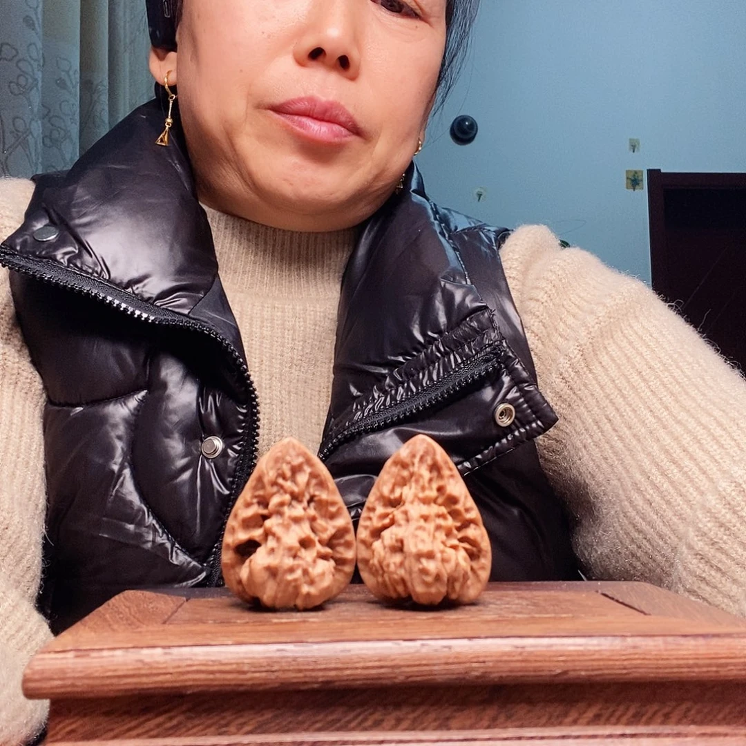 王***叔吊坠文玩核桃官帽