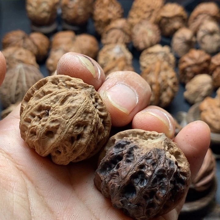 文玩核桃吊坠小涵40