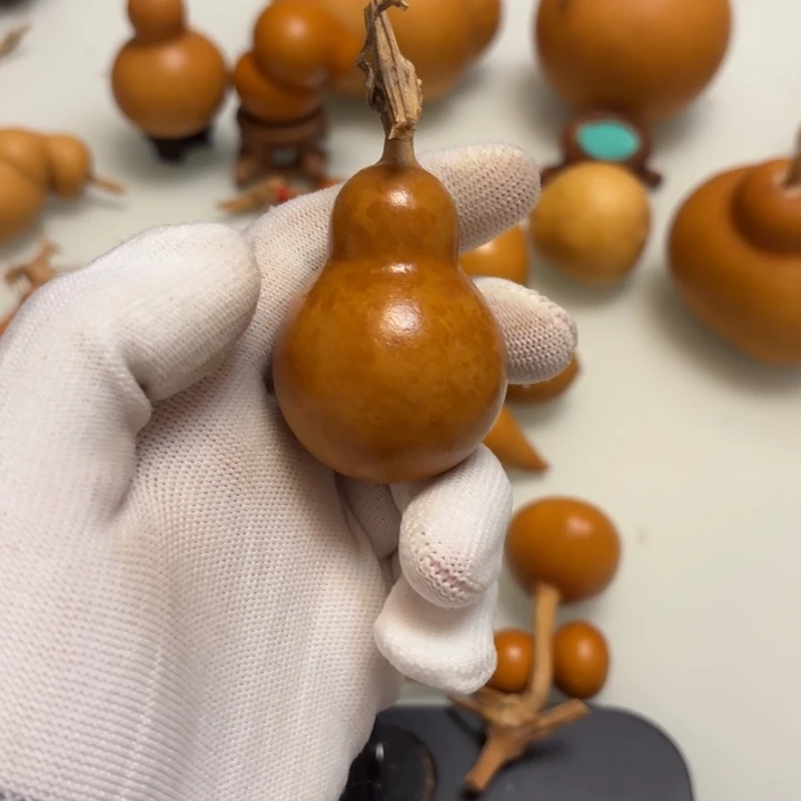 东***冬天然手捻老皮的葫芦