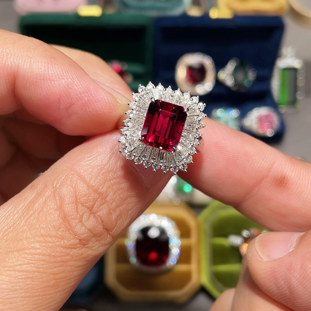 碧玺戒指18K金镶嵌3.88ct