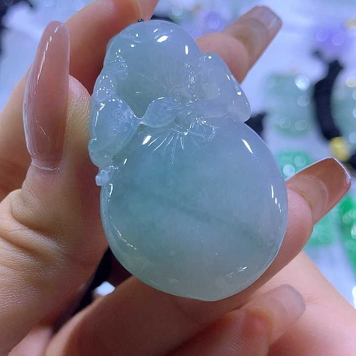 翡翠未镶嵌颈饰天然翡翠A货吊坠