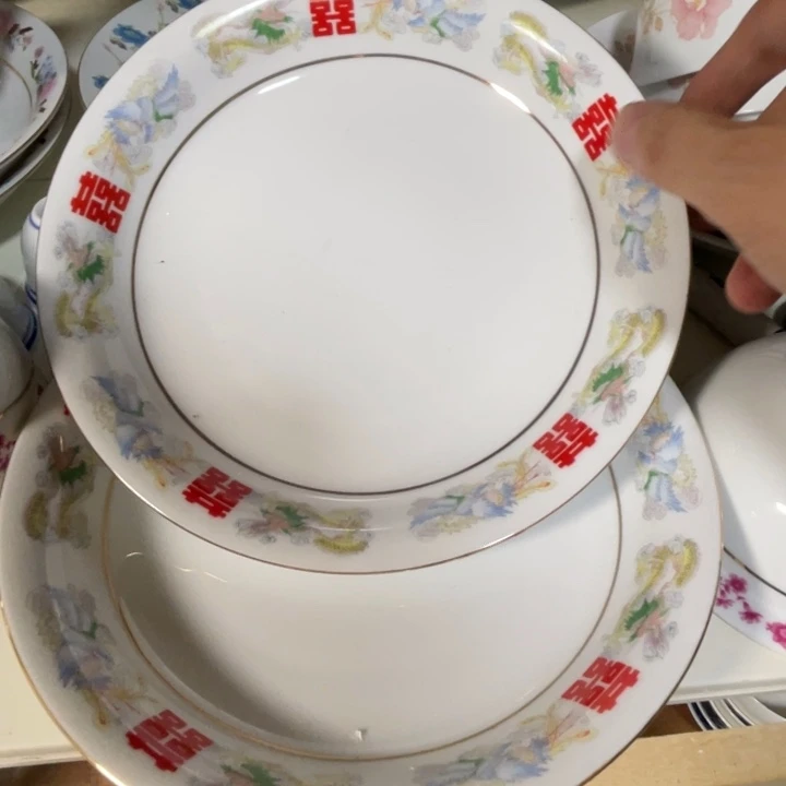 摆件他是最爱她自己才喜欢我