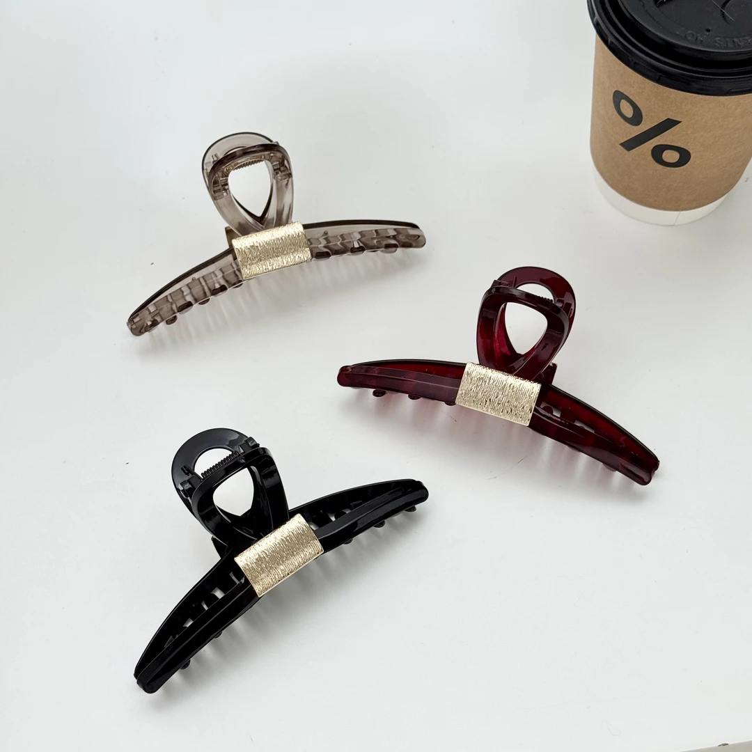 东大门 韩系新款法式鲨鱼夹气质流沙金大抓夹2024