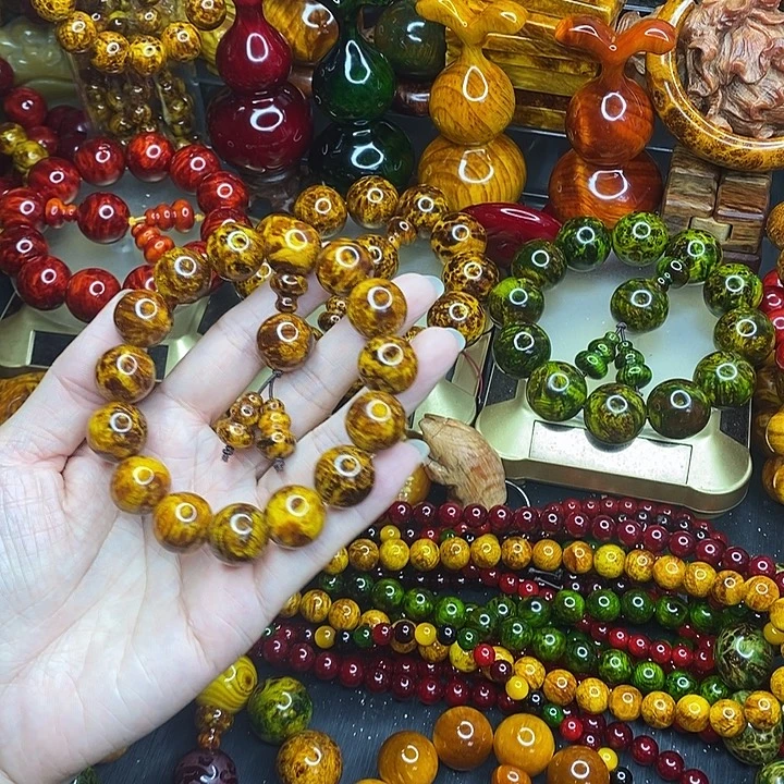 松木琥珀木文玩手串