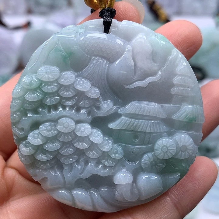 翡翠未镶嵌颈饰山水两面工艺福利