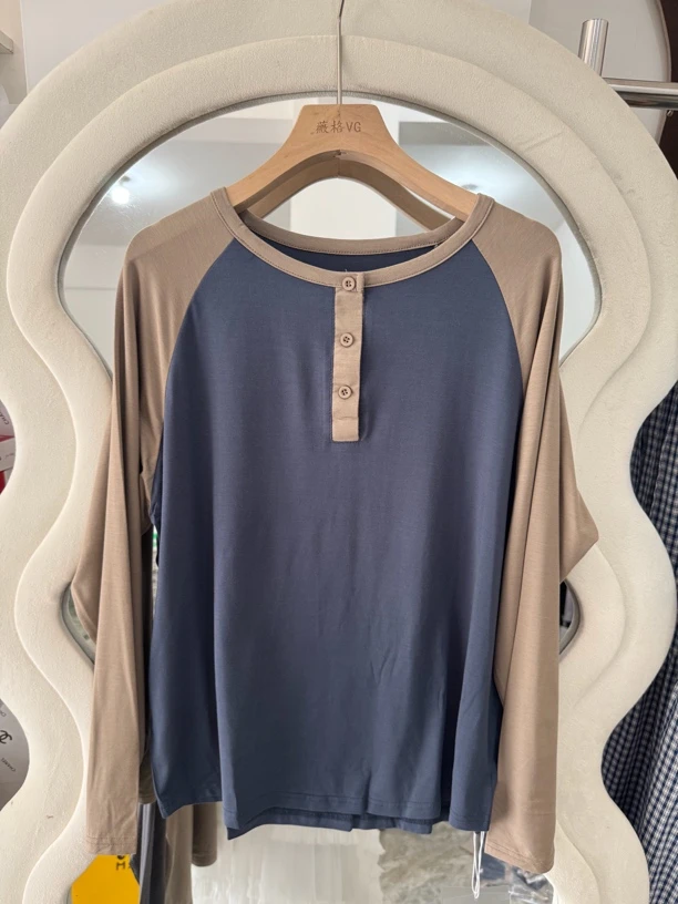 T恤宽松型休闲圆领长袖时尚设计师