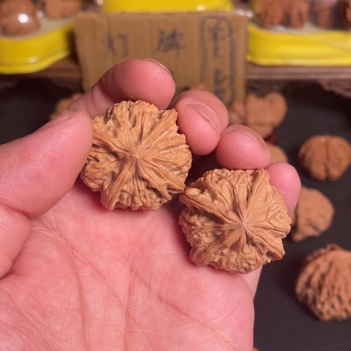 文玩核桃把件k*i核桃