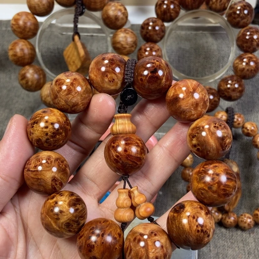【闪购商品】柏木（崖柏）手串/手链书*