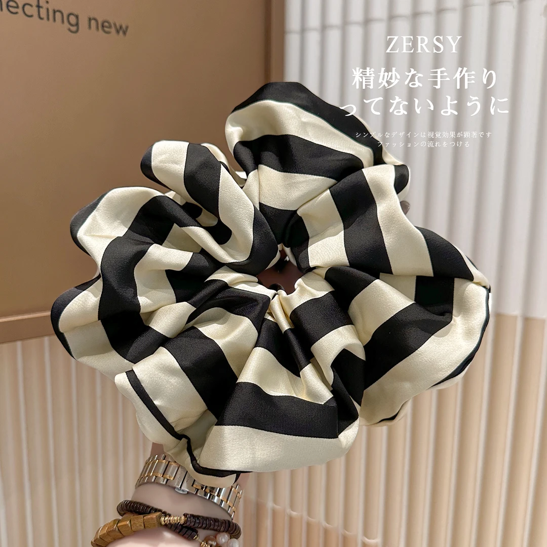 新款韩系条纹缎面大肠发圈高级感时尚弹力发绳高马尾头绳头饰发饰