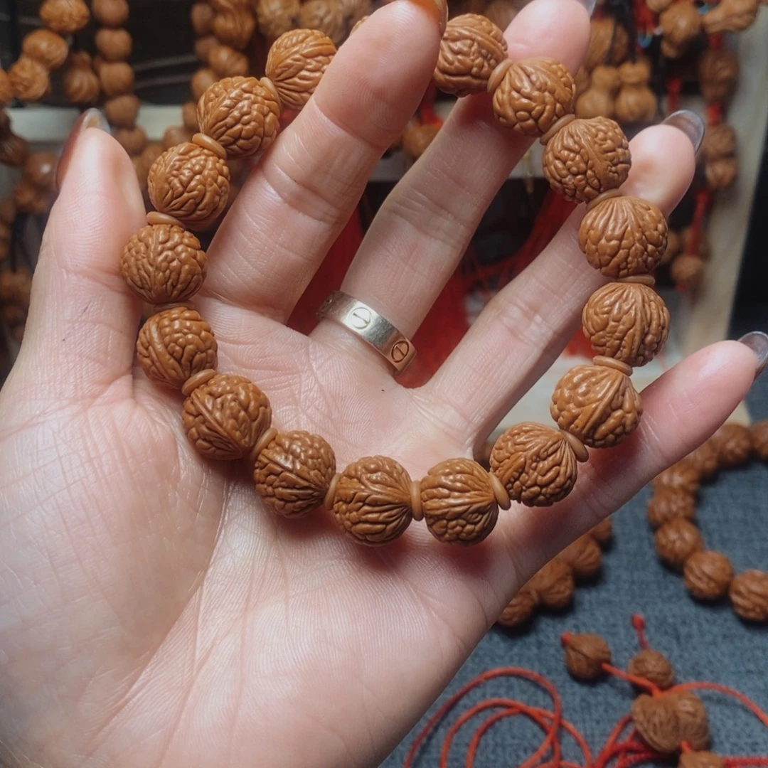 吊坠桃核龙纹桃枭