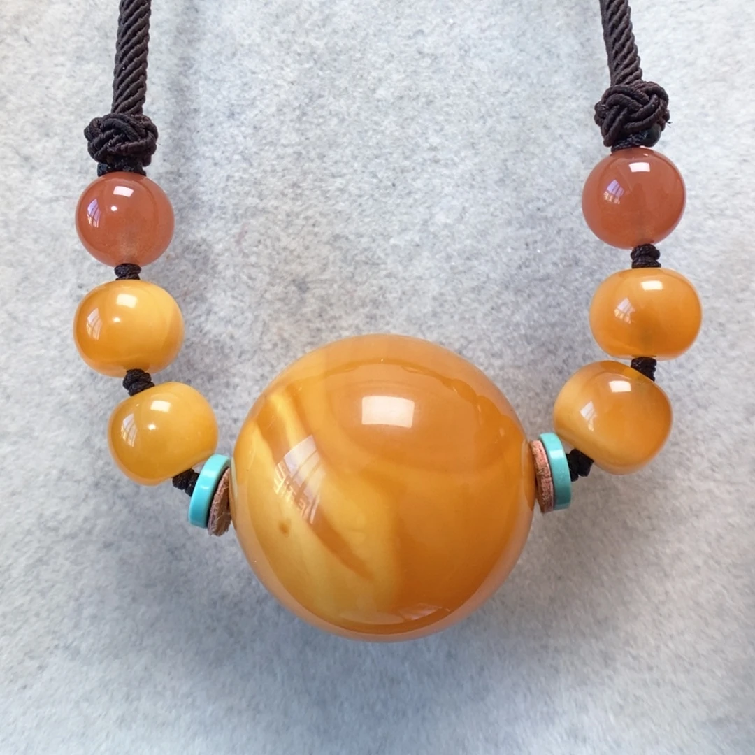 蜜蜡未镶嵌项链锁骨