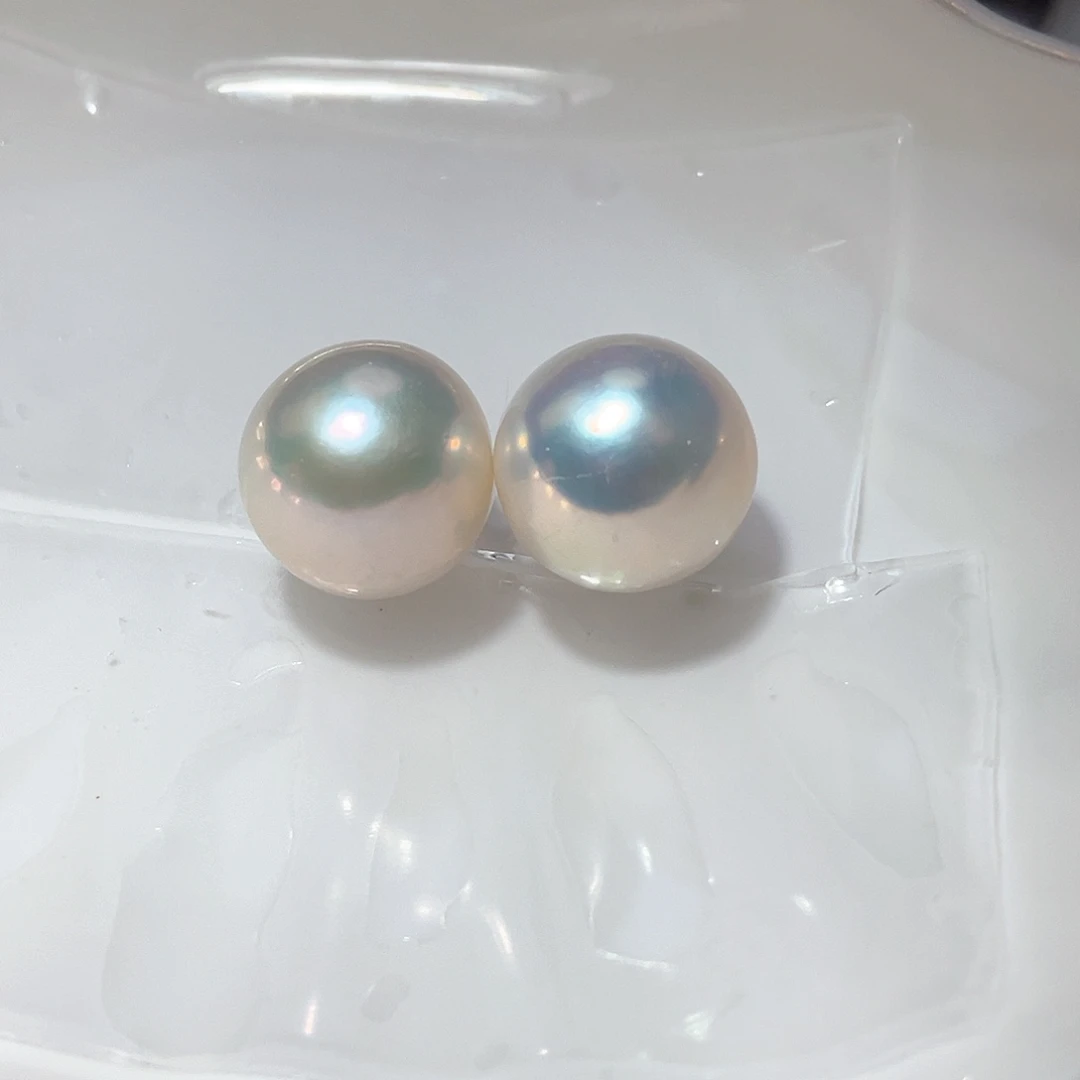 银S925镶嵌淡水珍珠耳饰?****泡