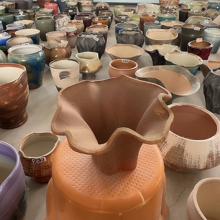 口25高17带孔一个装