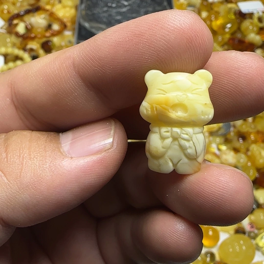 琥珀未镶嵌裸石1.48克