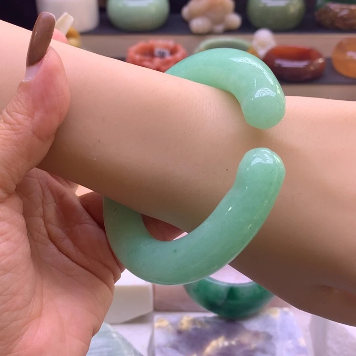 石英岩玉未镶嵌13468975444