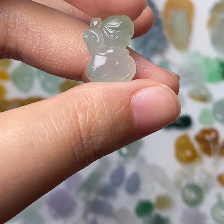 定制翡翠未镶嵌仙子