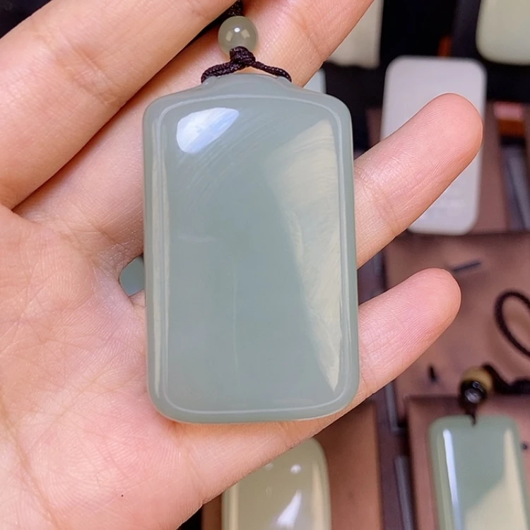 【闪购商品】颈饰未镶嵌和田玉