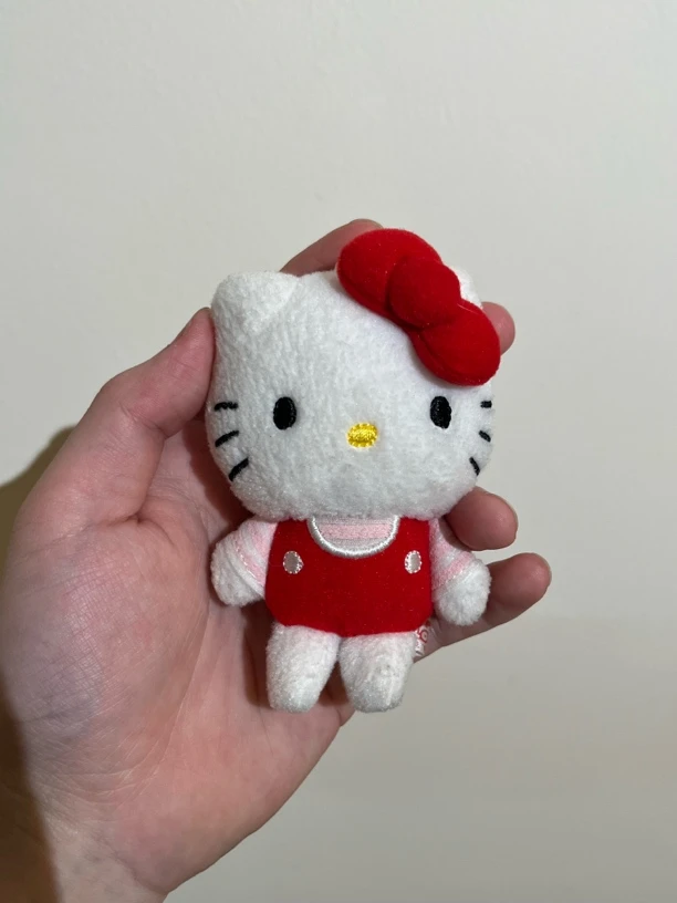 中古红色背带Kitty挂件