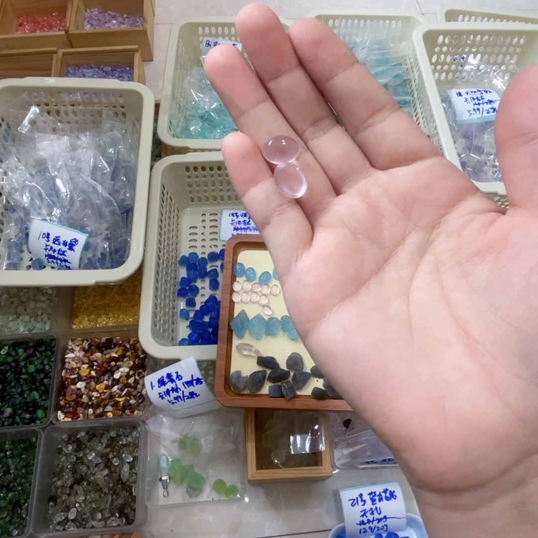 阳***_未镶嵌珠宝半成品水晶
