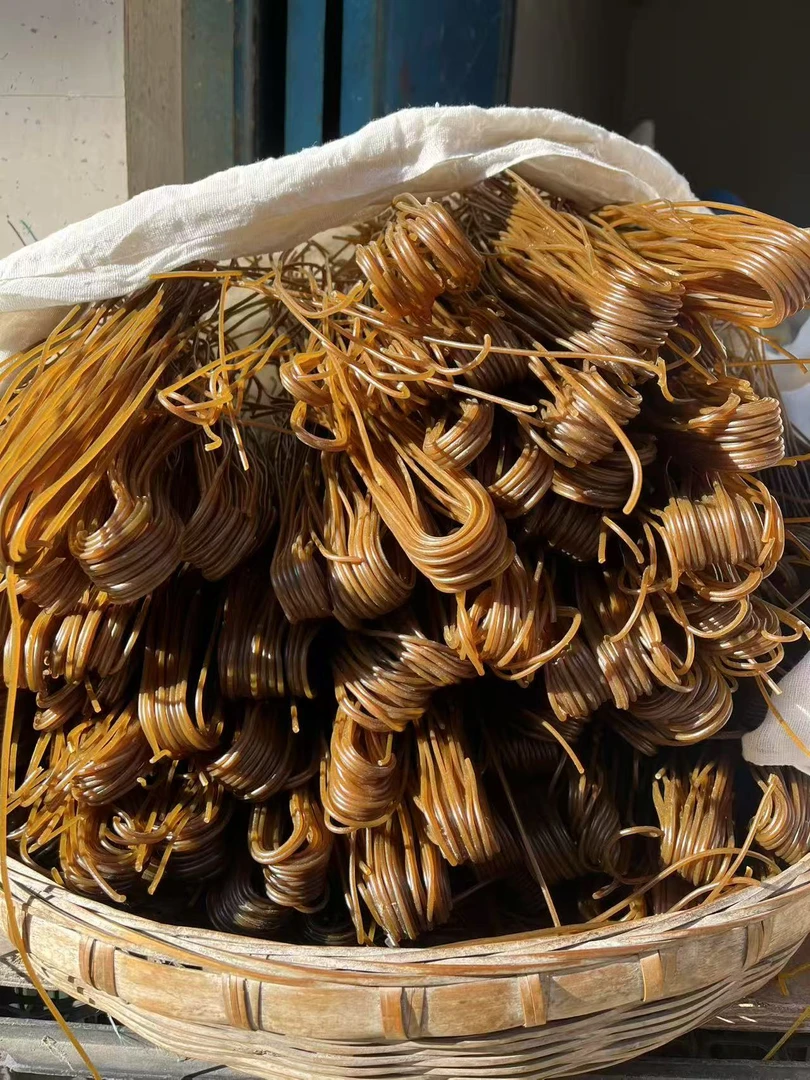 昭通手工苦荞米线，纯手工米线