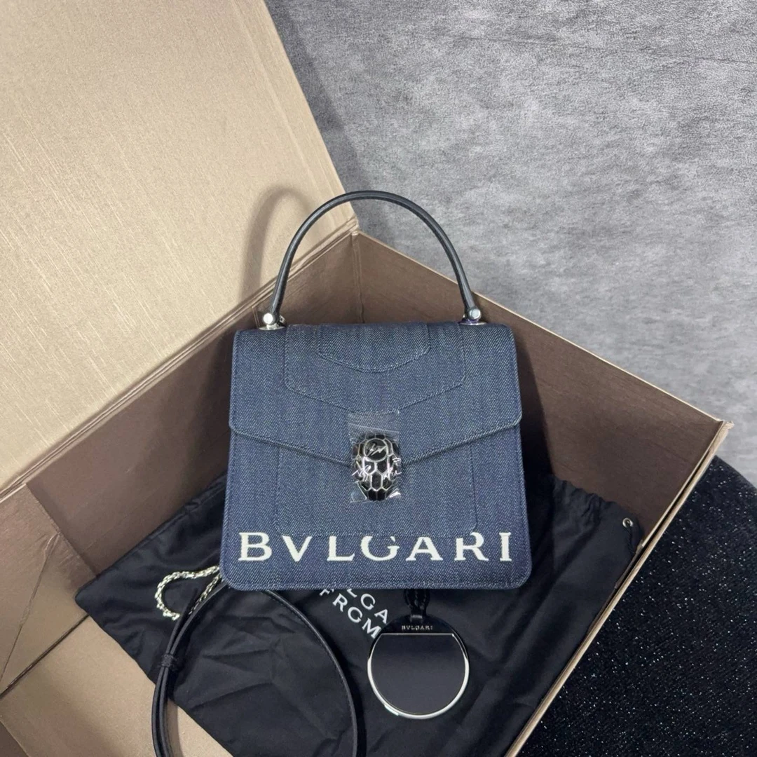 95新 BVLGARI/宝格丽 安安/箱包/ TYP882601020004