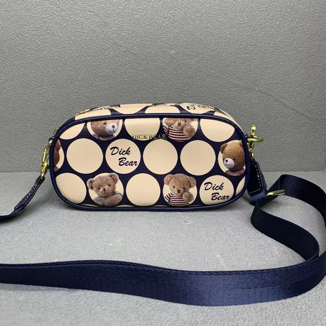 DICK BEAR/迪克熊（随单发）9850新款 宽肩带斜挎包女士横版手机包