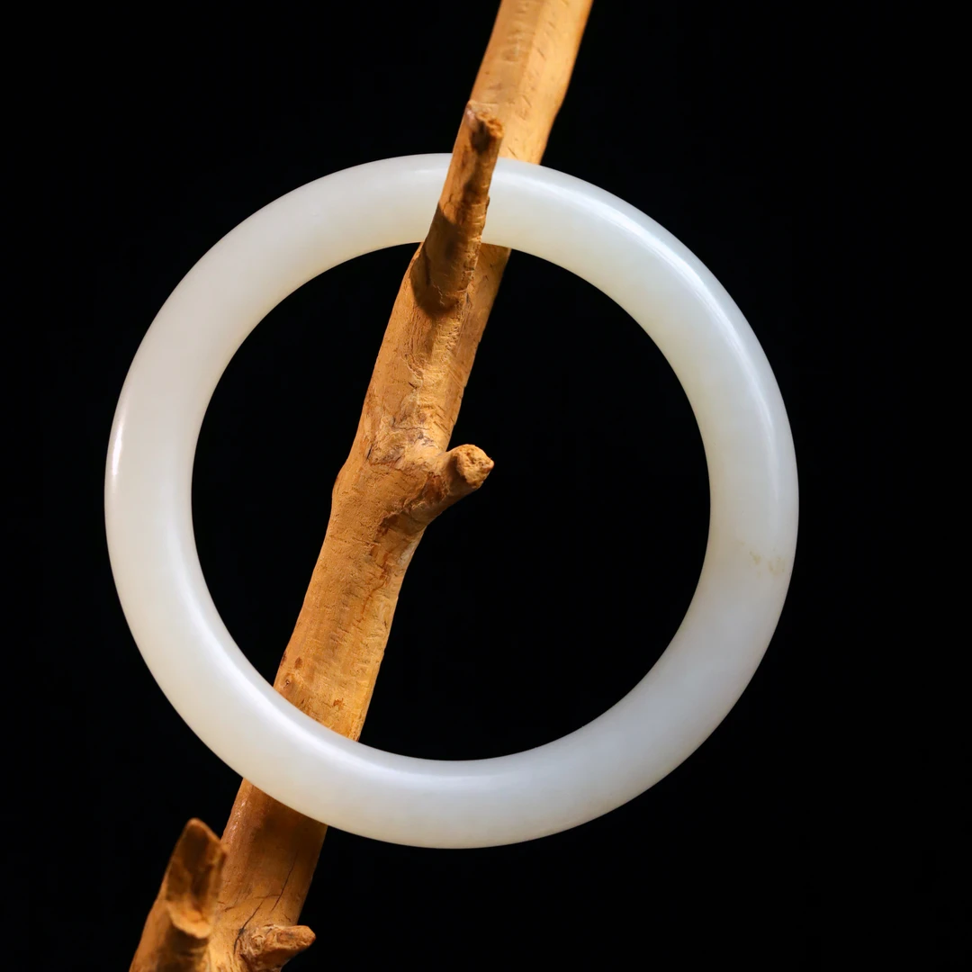 清代和田玉圆条手镯