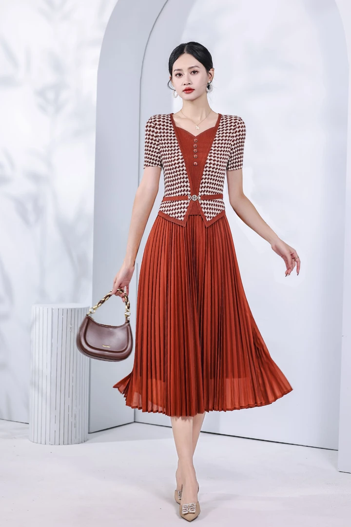 2025新款褶皱女装连衣裙显瘦短袖修身气质连衣裙夏季格子时尚女装