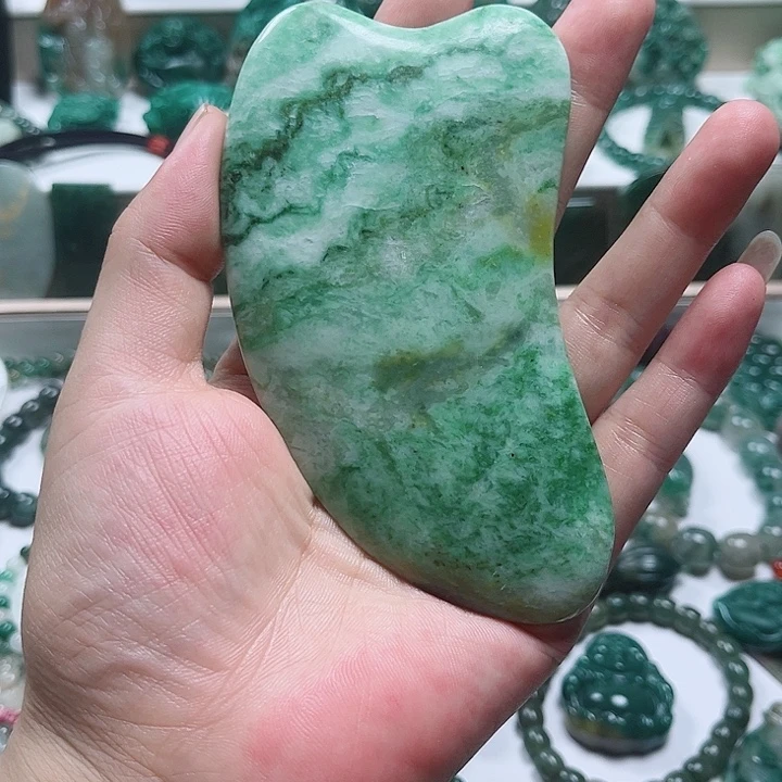 独山玉未镶嵌吊坠