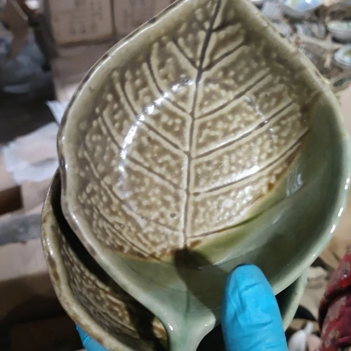 摆件陶瓷盘子碗啥都有