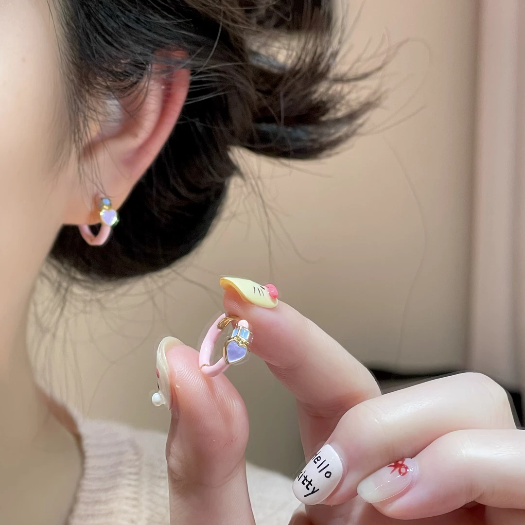 F239多巴胺拼色爱心耳扣高级百搭小众温柔气质精致