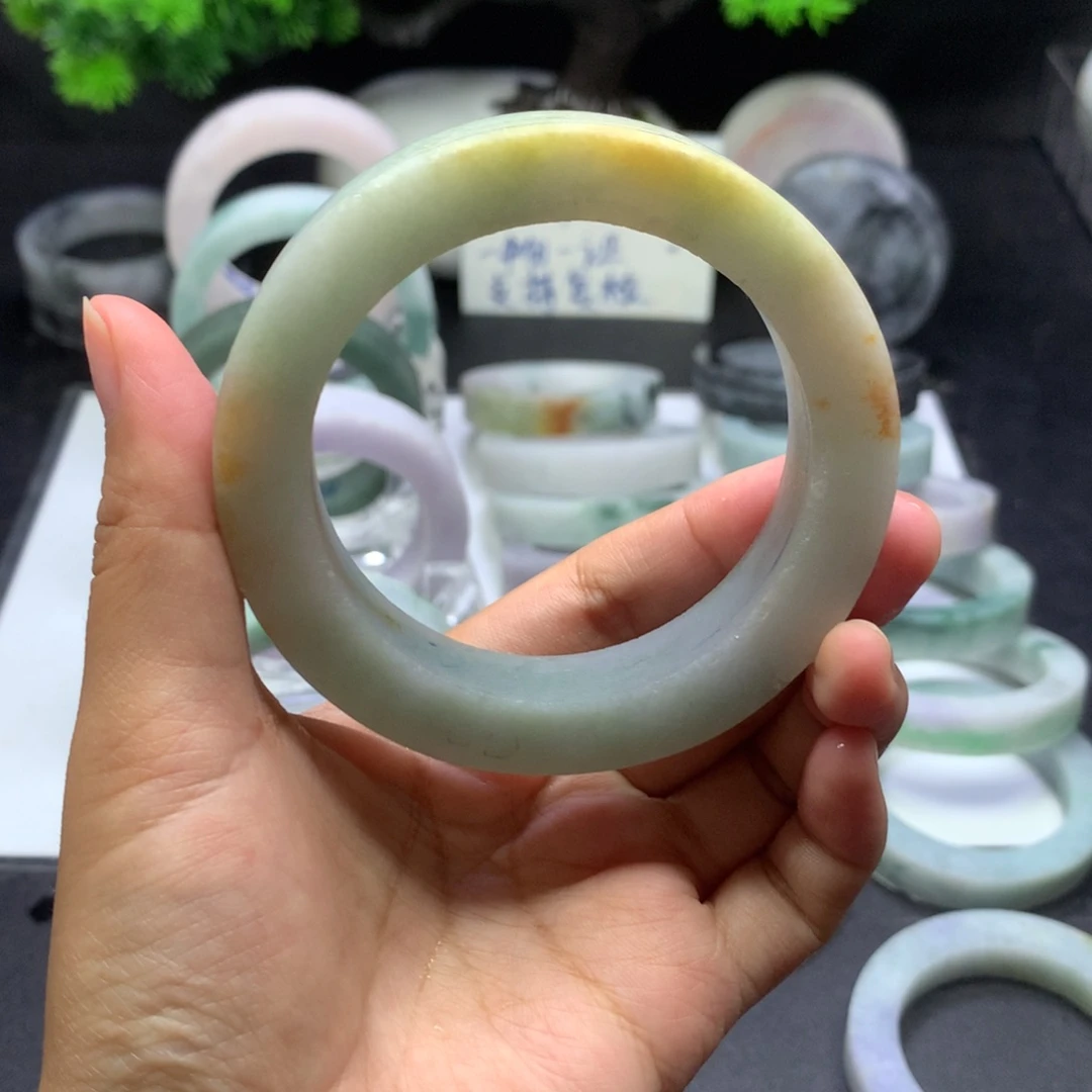 【闪购商品】定制翡翠手镯未镶嵌