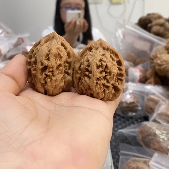文玩核桃吊坠凤凰台35